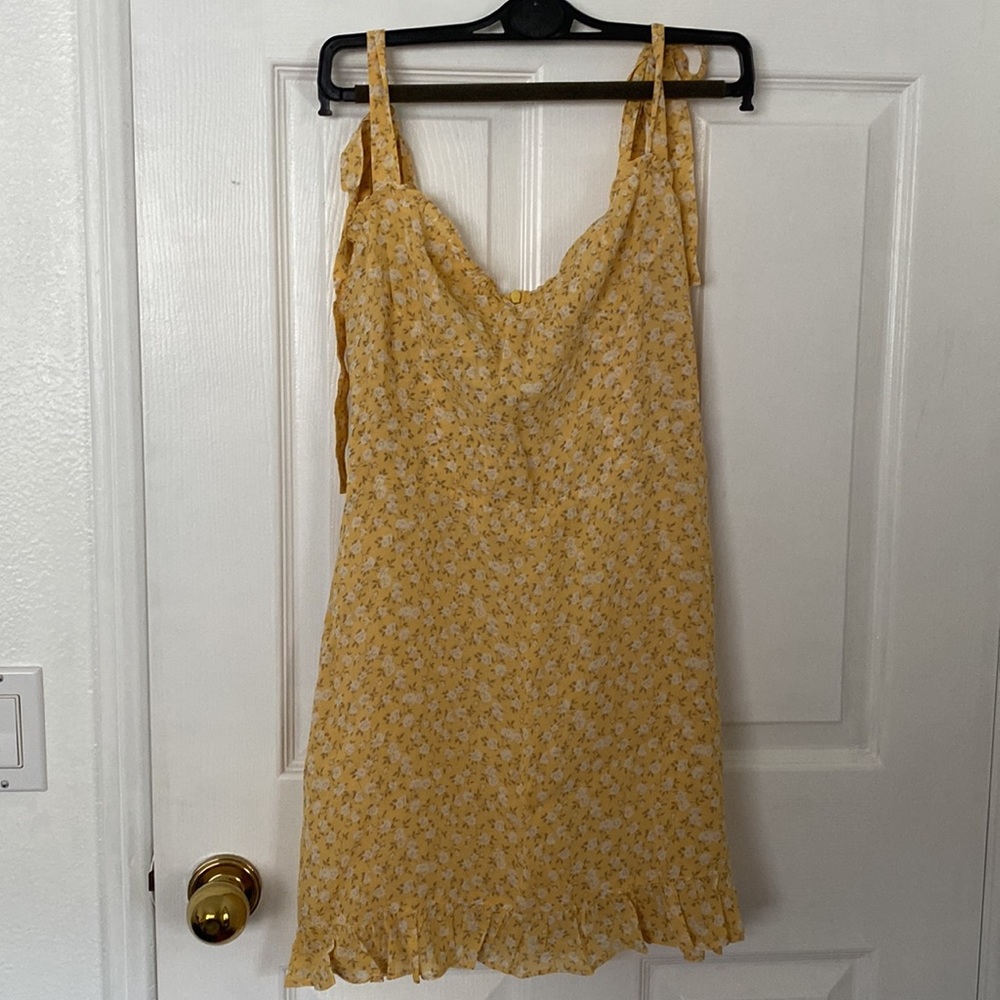 NWT Reformation - Christine Dress (8) - Picture 6 of 9